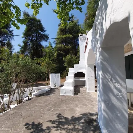 Feriehus Sani, Traditional Aegean Style