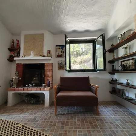 Sani, Traditional Aegean Style *